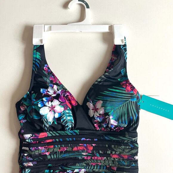 AQUA GREEN NWT One Piece Swimsuit, Floral Medium - Picture 9 of 12